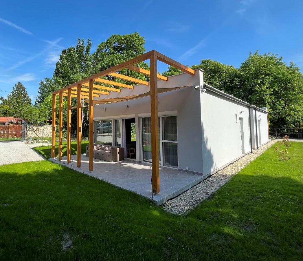 Aranygesztenye Apartmanhaz Balatonudvari Eksteriør bilde